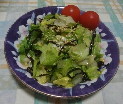 ごま油で作りました。塩昆布との相性もよく、レタスがモリモリ食べられました。