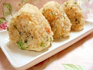 ご飯を食べよう✿紫蘇味噌生姜の天かすおにぎり✿