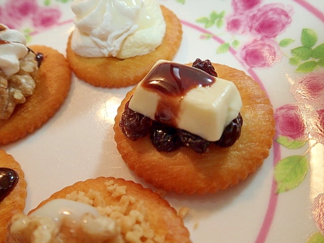 レーズンとホワイトチョコの焼きリッツ