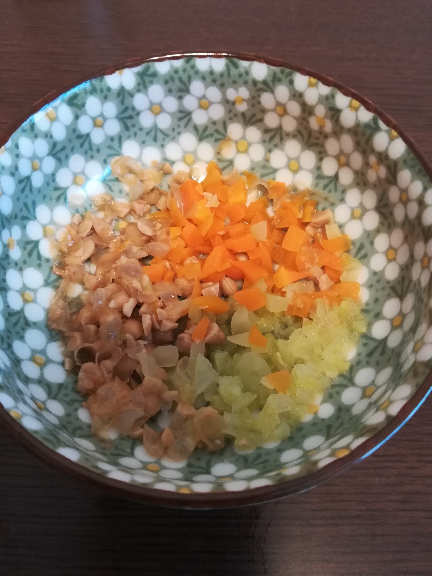 離乳食中期★みじん切り野菜のねばねば納豆和え