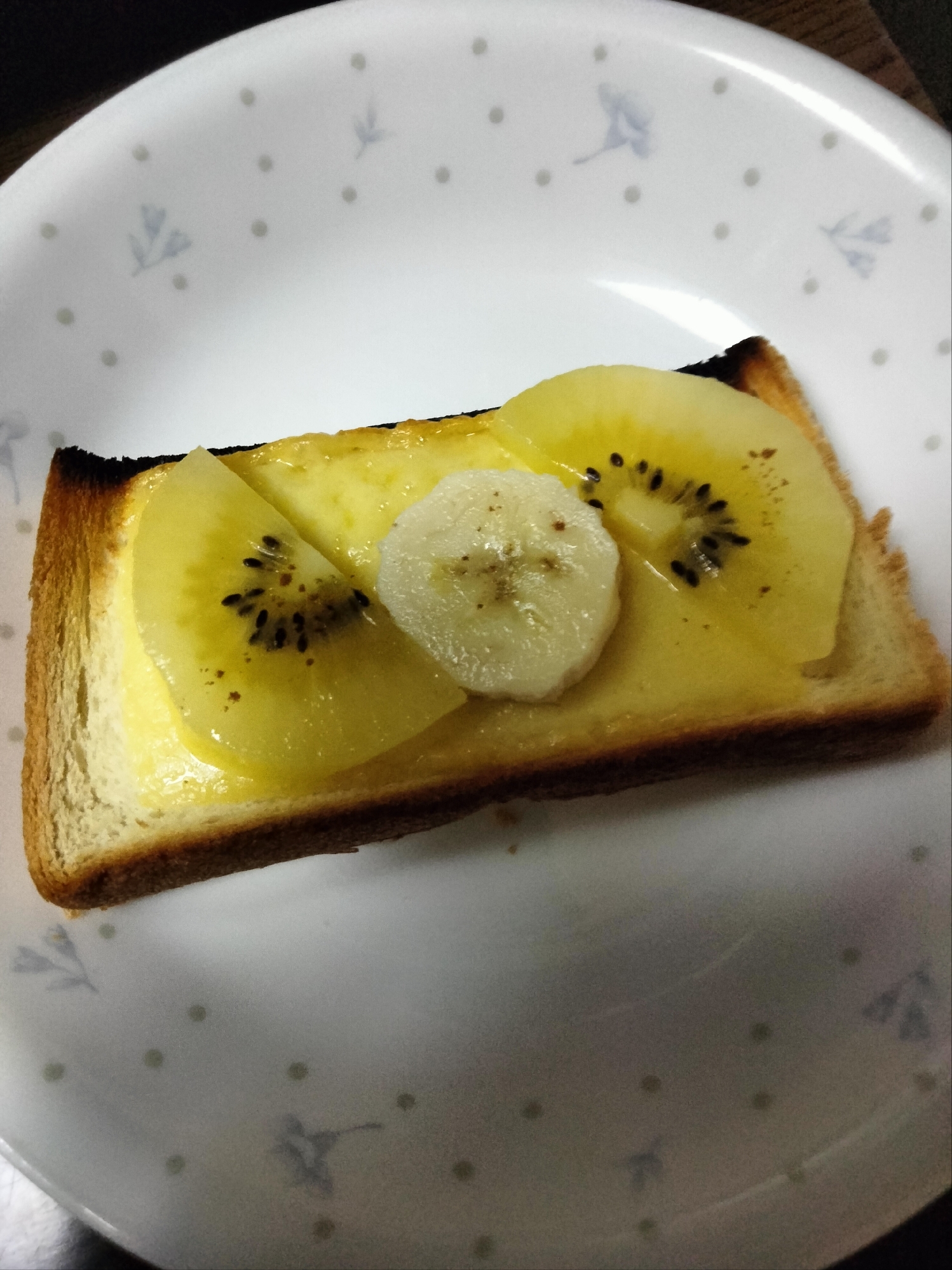 チーズトーストアレンジ キウイ&バナナのせて