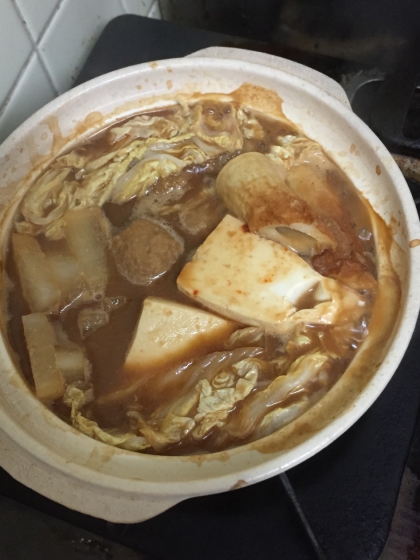 ひとり鍋✿豚肉団子でほんのり辛い味噌味鍋