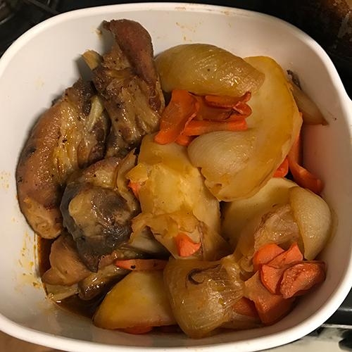 根菜とスペアリブのオーブン焼き