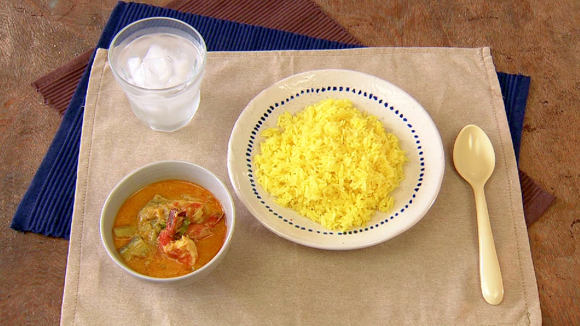 南インド風ナスとピーマン入りエビカレー