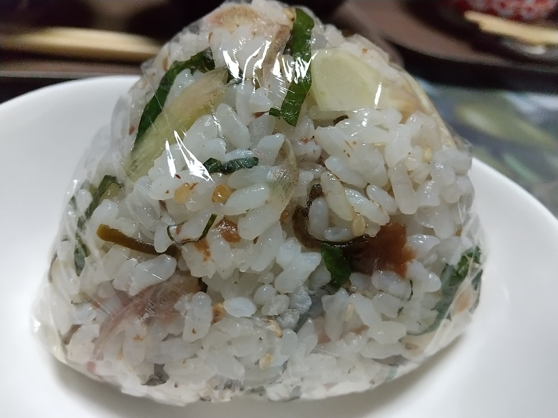 梅と塩昆布のおにぎり レシピ 作り方 By にっこり Sun 楽天レシピ 梅と塩昆布のおにぎり レシピ 作り方 By にっこり Sun 楽天レシピ