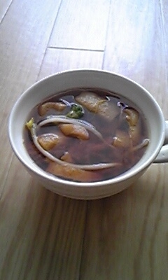 もやしとブロッコリーの味噌汁