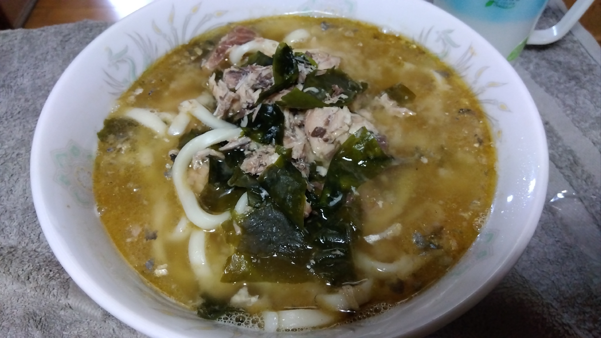 サバ缶でつくるあら汁うどん