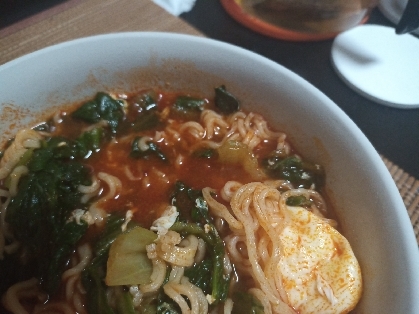 豚ニラキムチラーメン