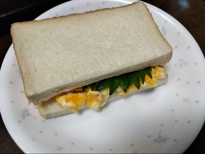 スクランブルエッグ大葉サンド✧˖°