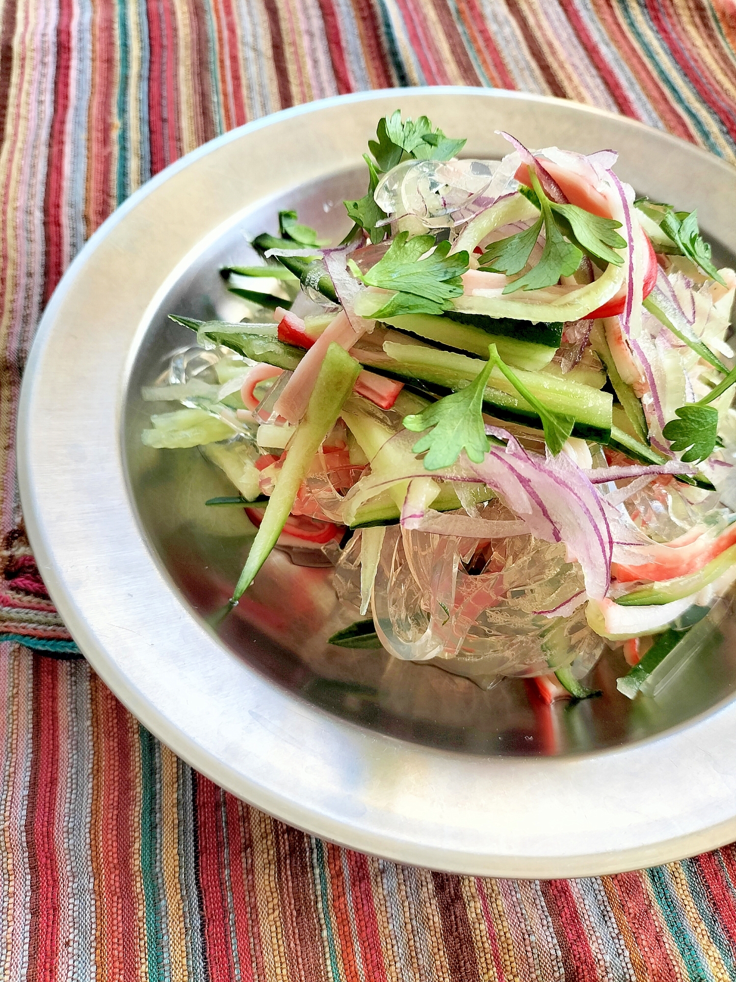きゅうりとカニカマのところてんサラダ♪