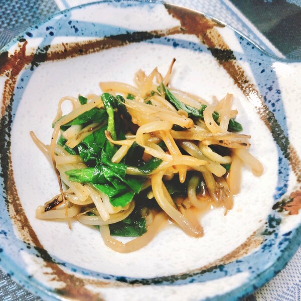 もやしとニラのオイスターソース炒め レシピ 作り方 By Chaika 楽天レシピ もやしとニラのオイスターソース炒め レシピ 作り方 By Chaika 楽天レシピ