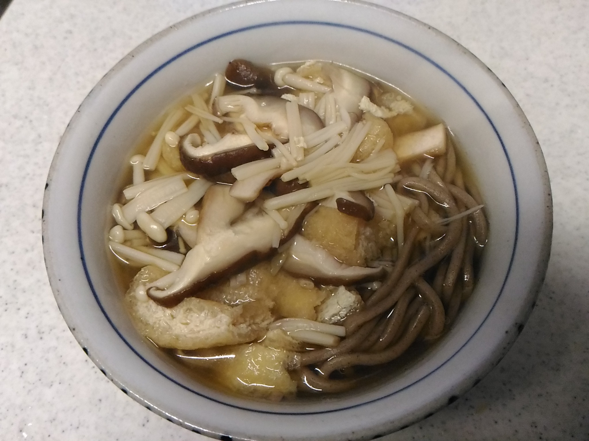 エノキと椎茸のあっさり蕎麦　塩分控えめ