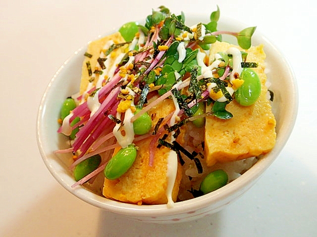 のりたま/マヨで　玉子焼きと枝豆と紅かいわれのご飯