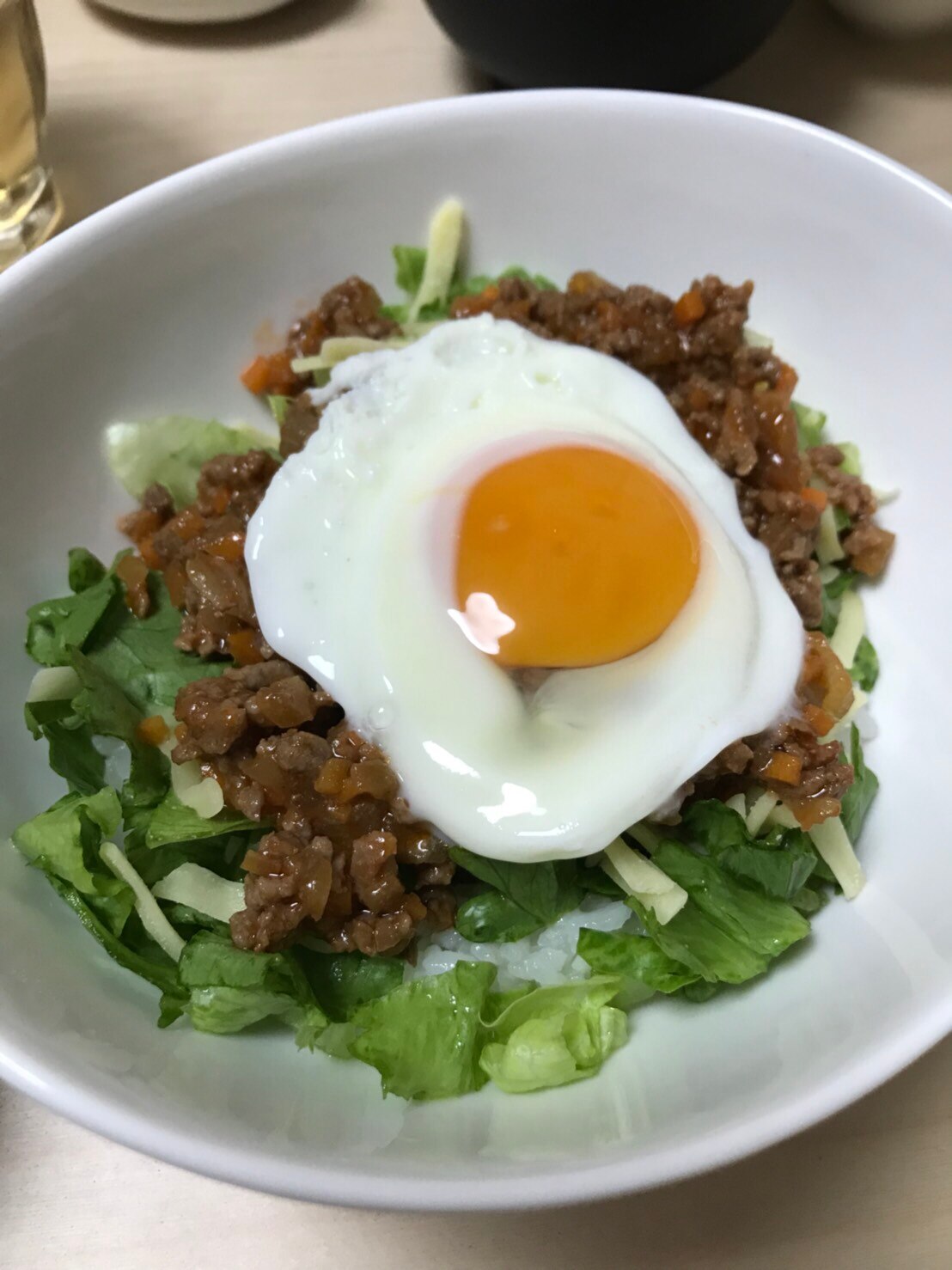 半熟ぷるん目玉焼きのせ☆ケチャップでガパオライス風 レシピ・作り方