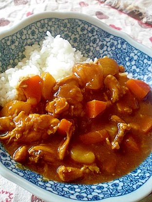 「コラーゲンたっぷり！　手羽元カレー」　　♪♪