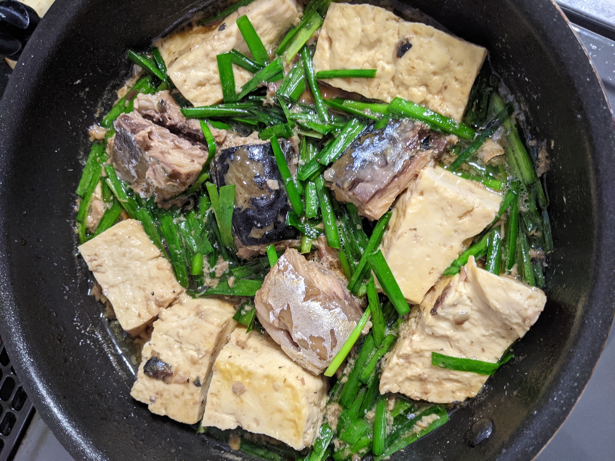 簡単♪豆腐とさば缶の煮物