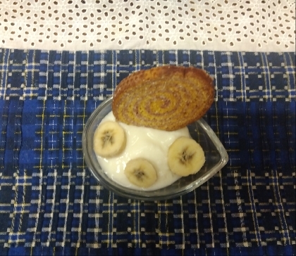 チョコケーキとバナナ♪ヨーグルト˖✧˖°