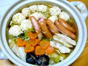 簡単に 醤油ベース鍋 レシピ 作り方 By Mar1k03 楽天レシピ 簡単に 醤油ベース鍋 レシピ 作り方 By Mar1k03 楽天レシピ