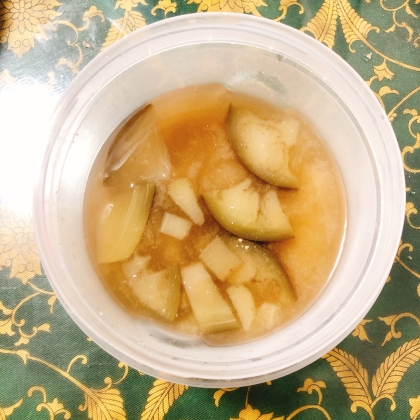 さつま芋と茄子の味噌汁