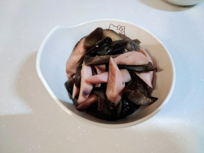とろとろ〜ᕷとろ茄子とベーコンのガリバタ炒めꕤ୭*
