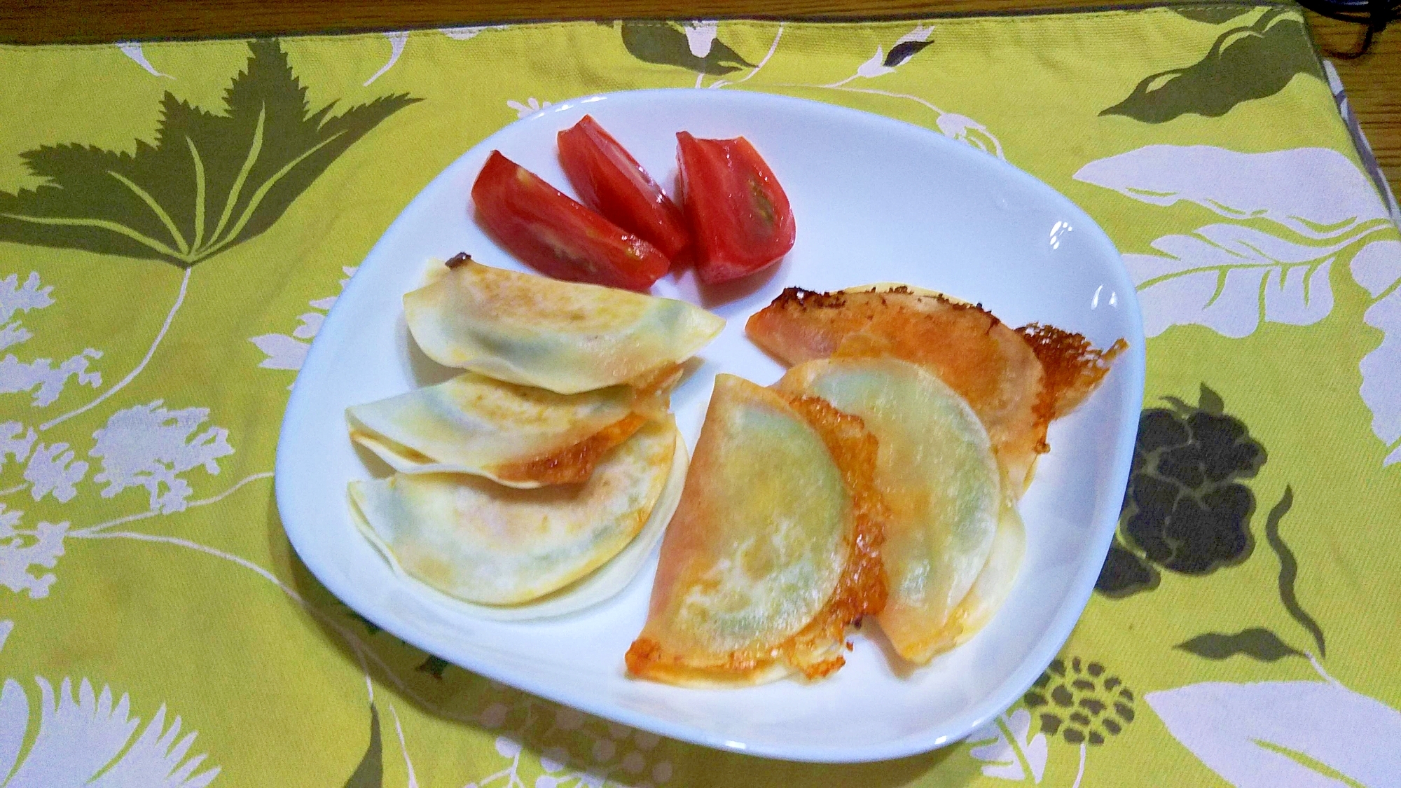 ｽﾞｯｷｰﾆ・ﾁｰｽﾞで餃子風