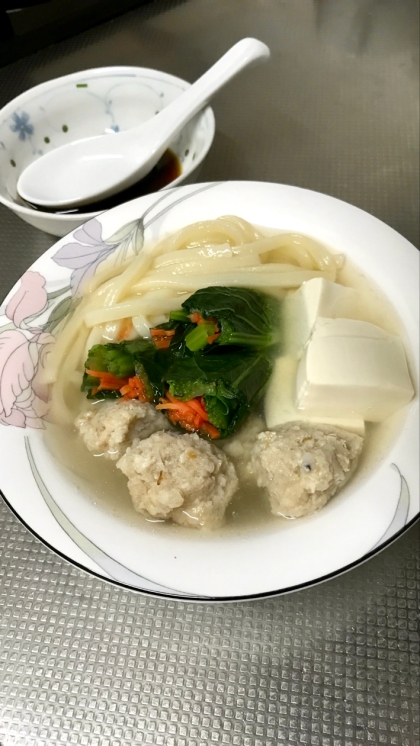 ラーメン無かったのでうどん入りです♪
れんこん団子シャキシャキして美味しかったです✨
ごちそうさまでした(*´꒳`*)