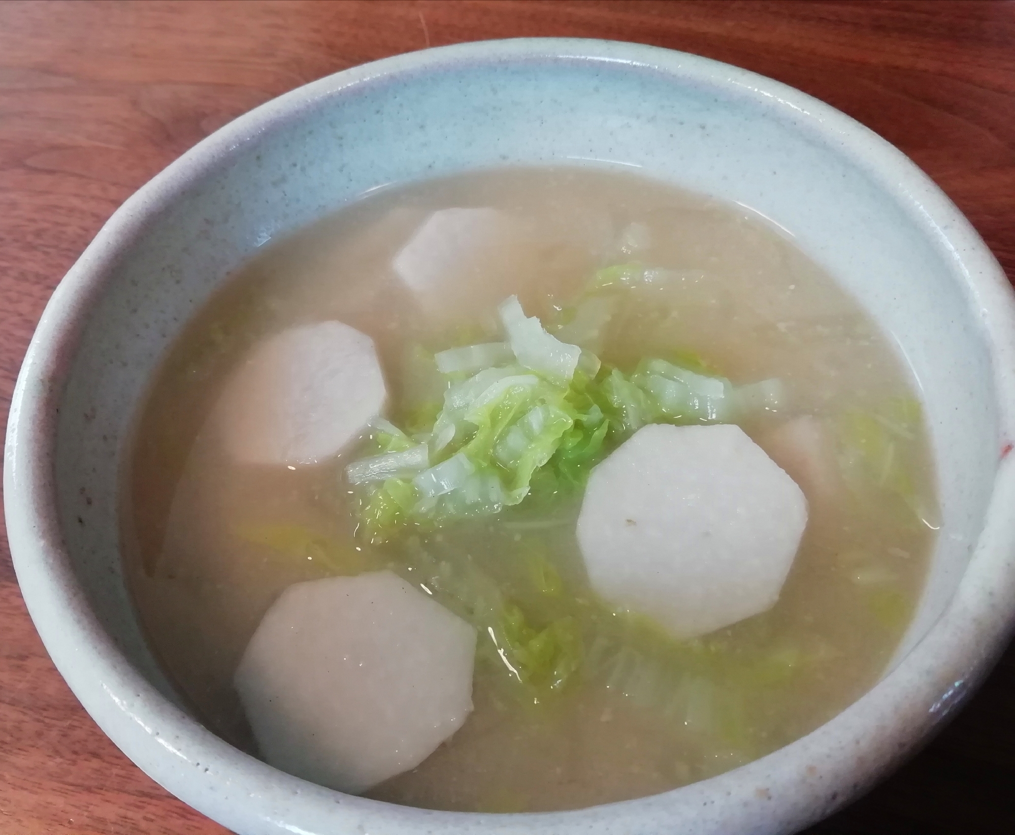 白菜と里芋のみそ汁