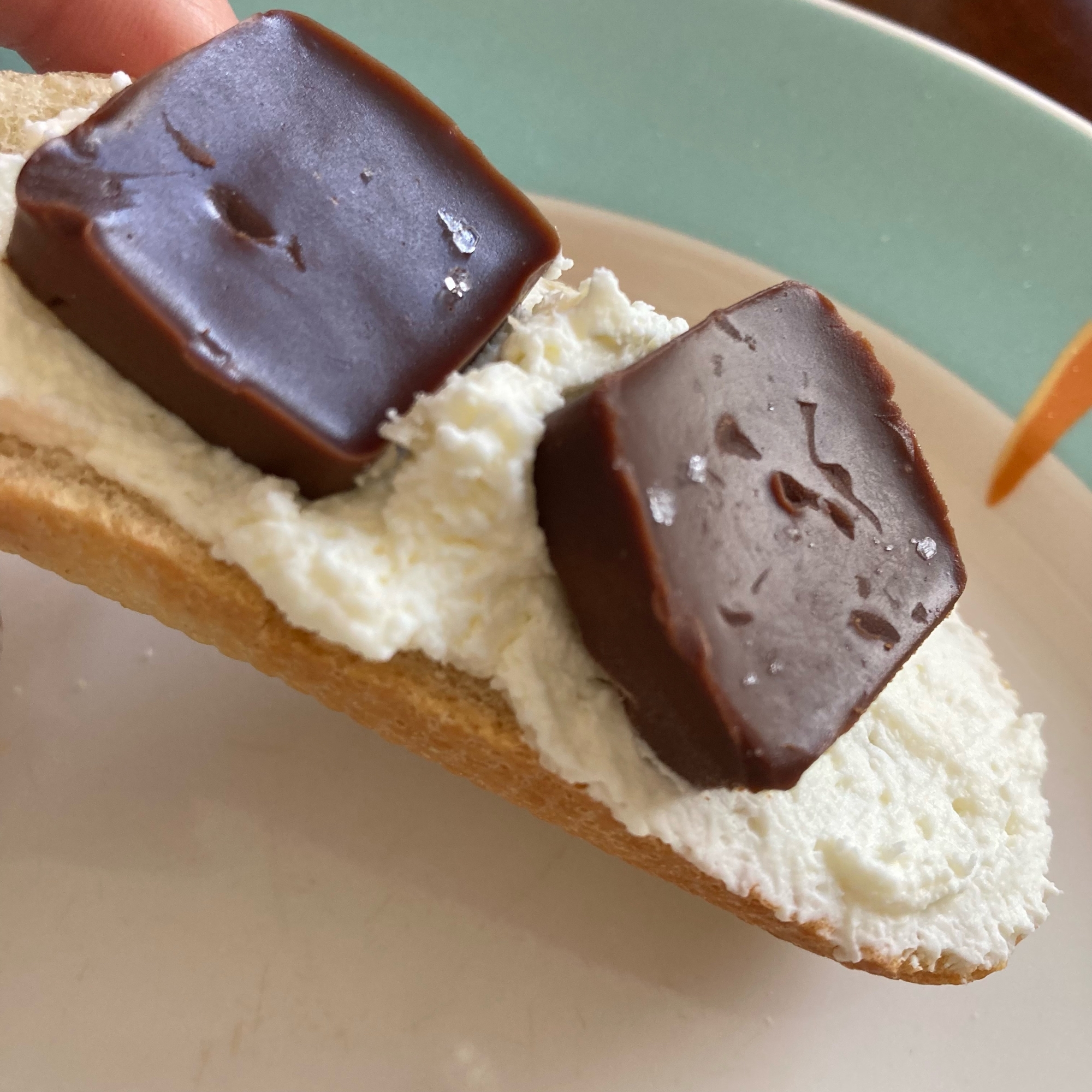 高カロリーでも食べたい 生チョコ ホイップパン レシピ 作り方 By 好き嫌い大王の料理番 楽天レシピ 高カロリーでも食べたい 生チョコ ホイップパン レシピ 作り方 By 好き嫌い大王の料理番 楽天レシピ