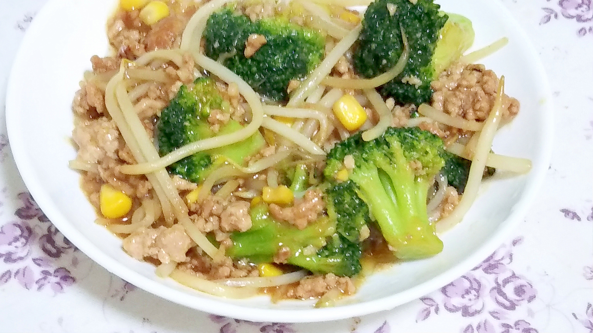 焼肉のタレで簡単！ビタミンたっぷりひき肉あん