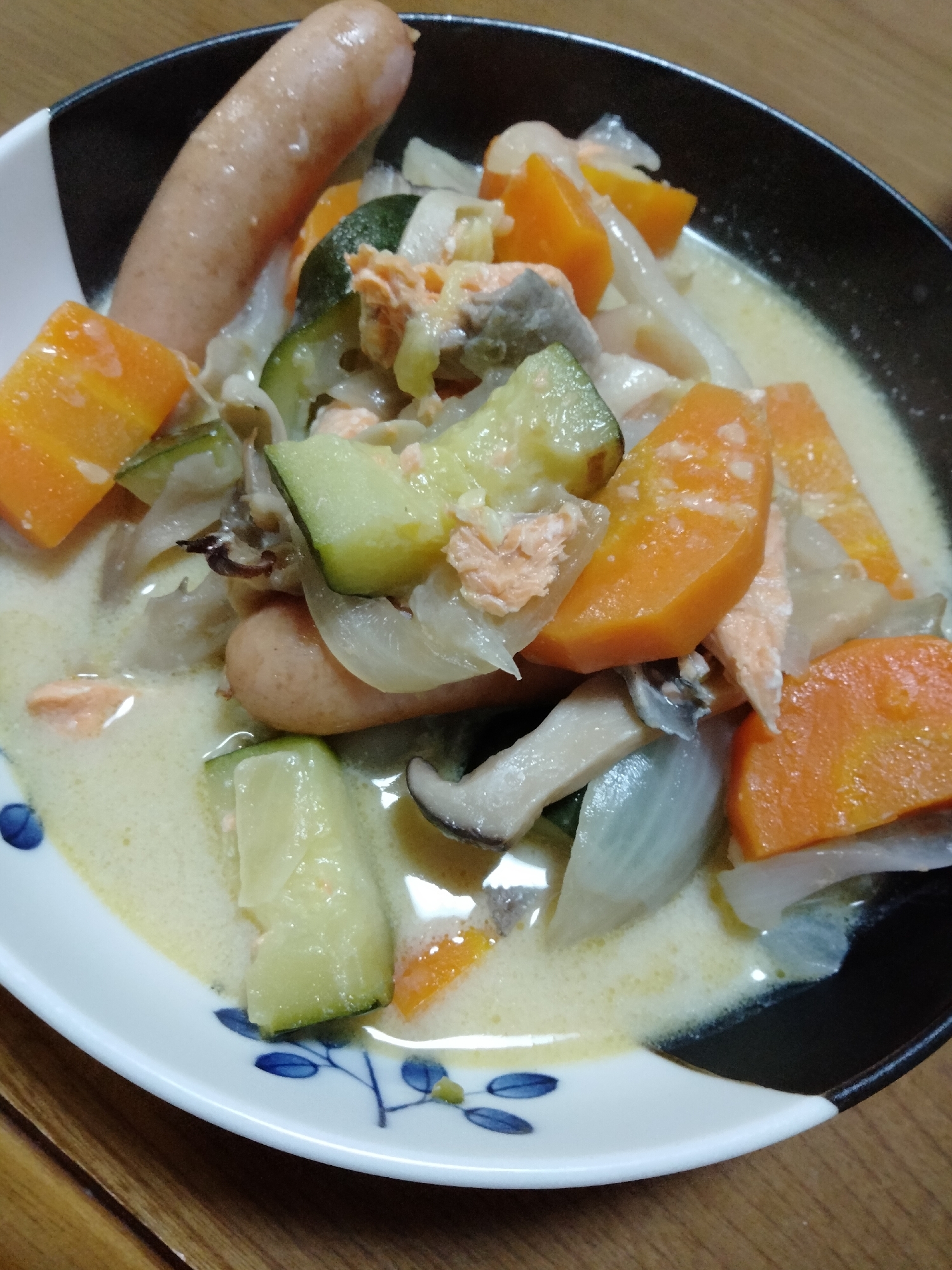 野菜の鮭のクリームスープ