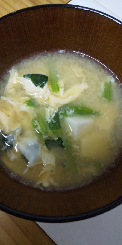 豆腐とほうれん草の卵とじお味噌汁