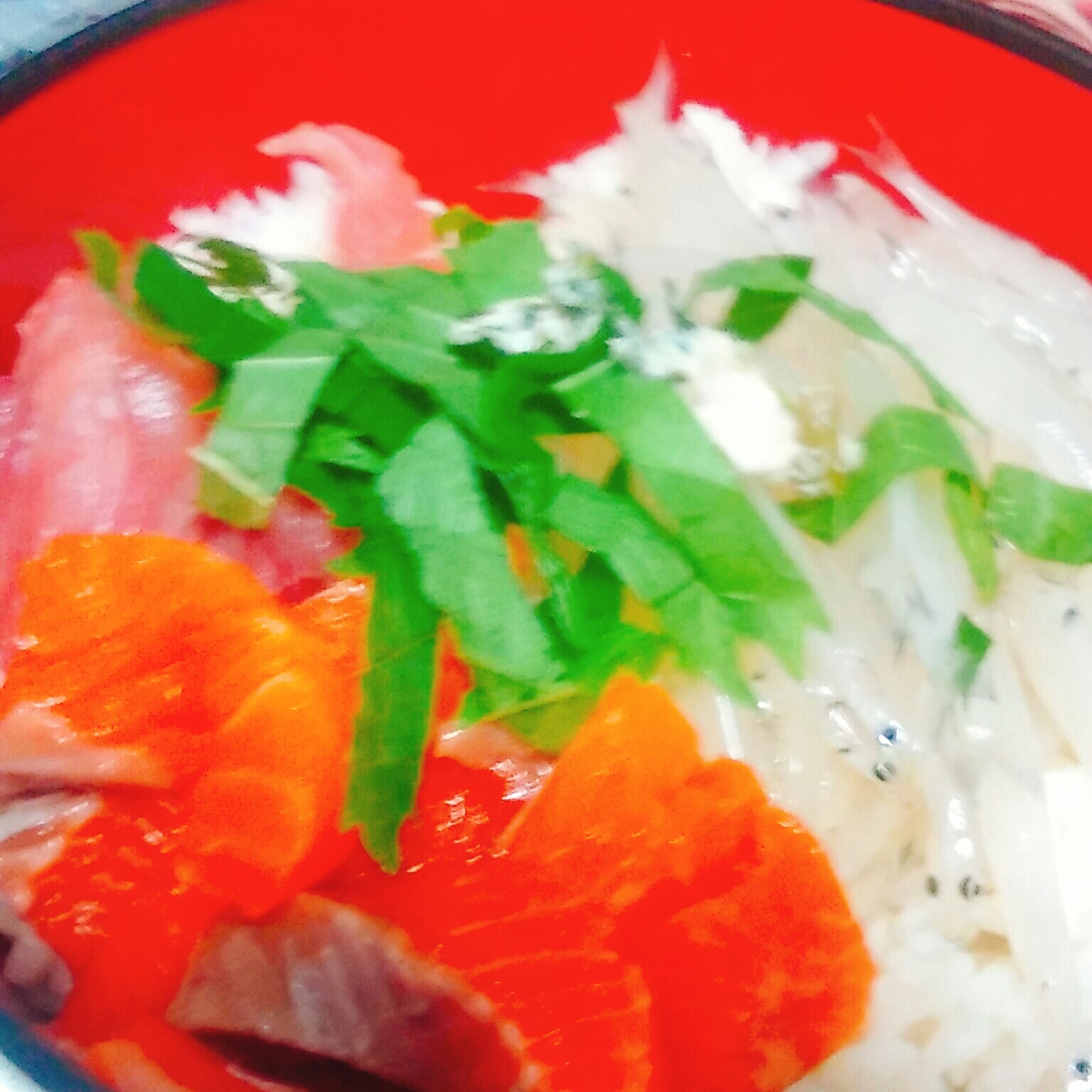 白魚海鮮丼
