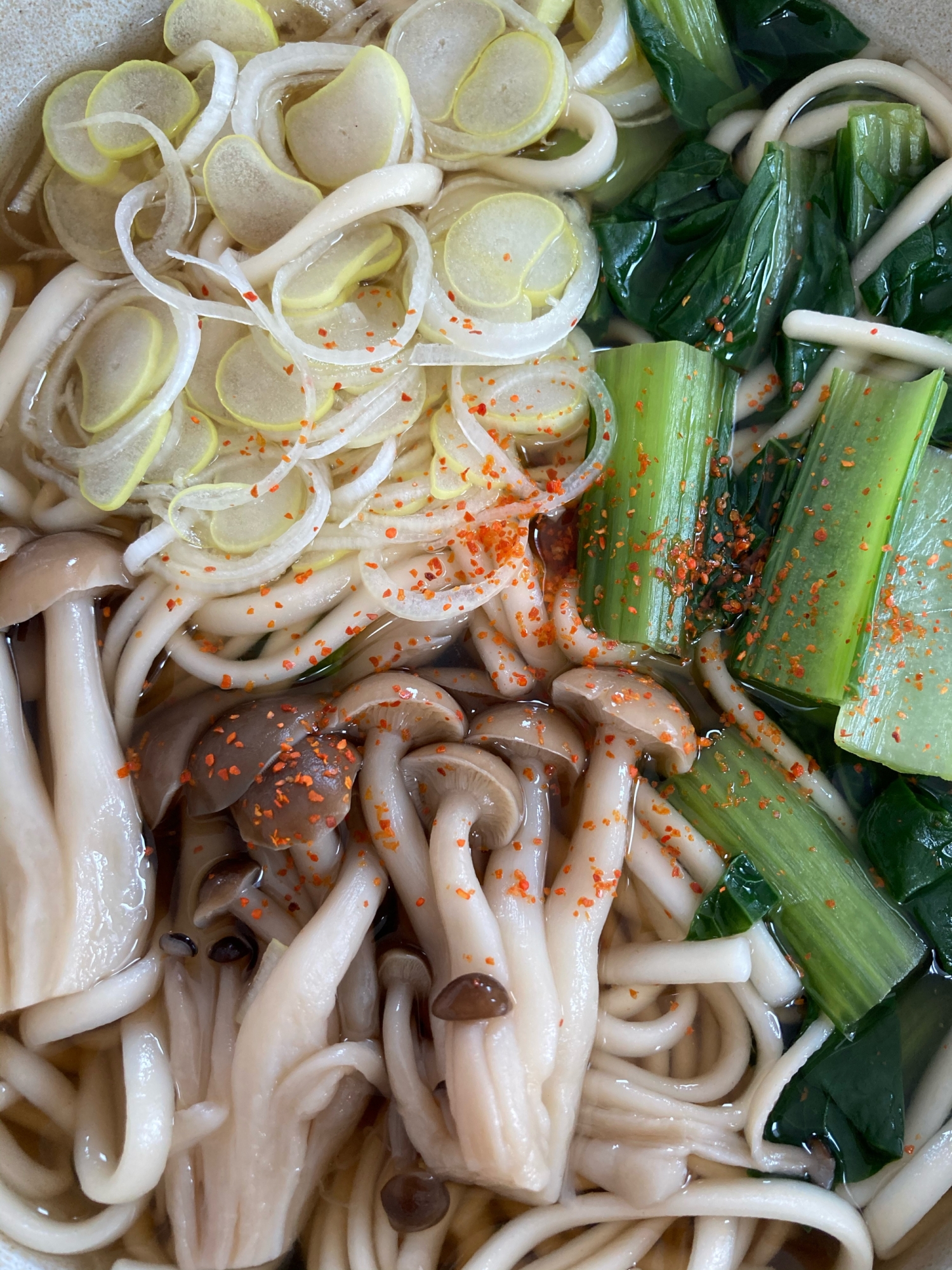 しめじと小松菜のうどん