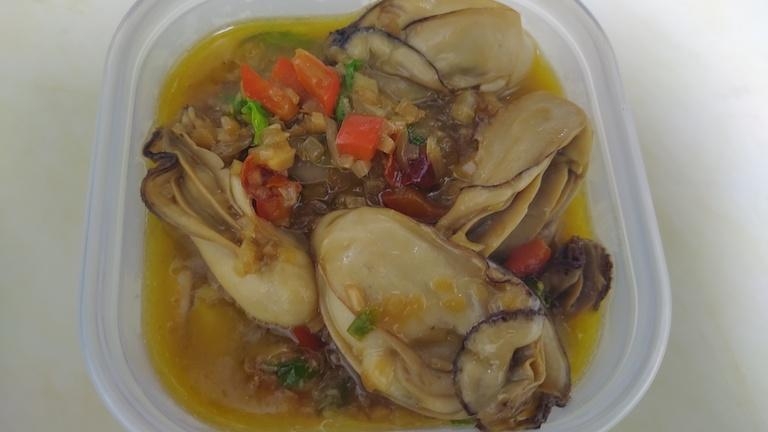 プリプリ　牡蠣のオイル煮