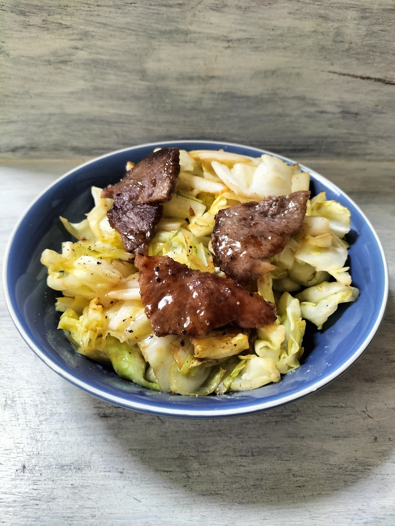 鉄 販売済み フライパン 野菜 炒め コツ