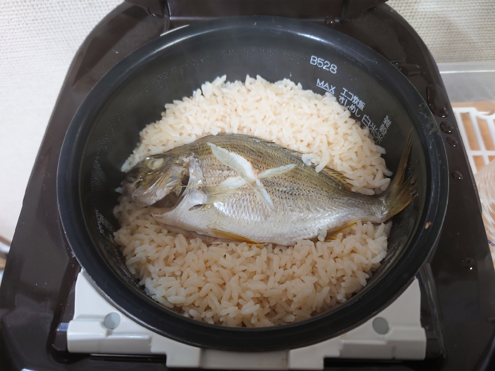 【釣り魚料理】ヘダイの炊き込みご飯