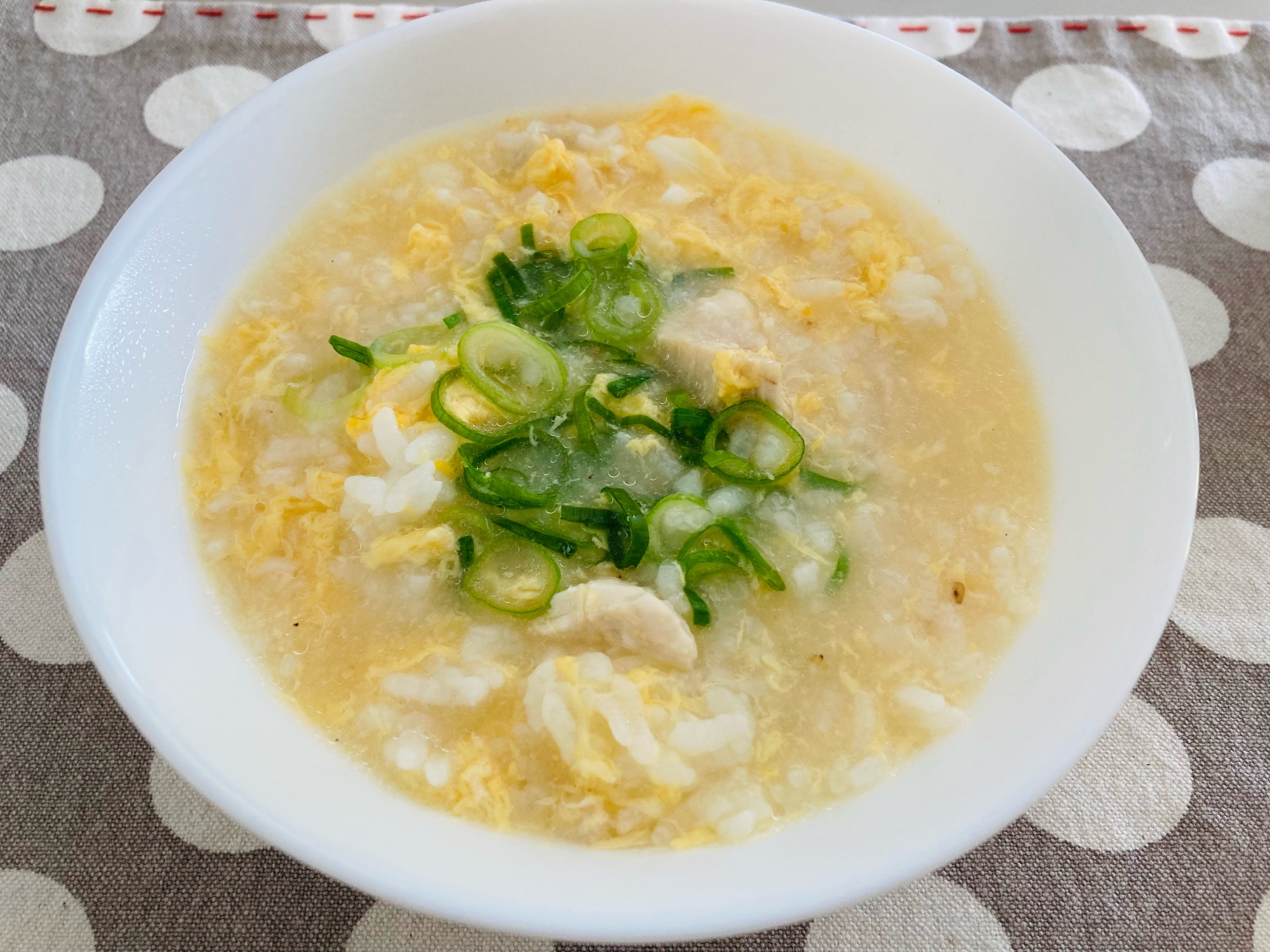 朝ごはんやお昼ご飯に！味噌とり雑炊