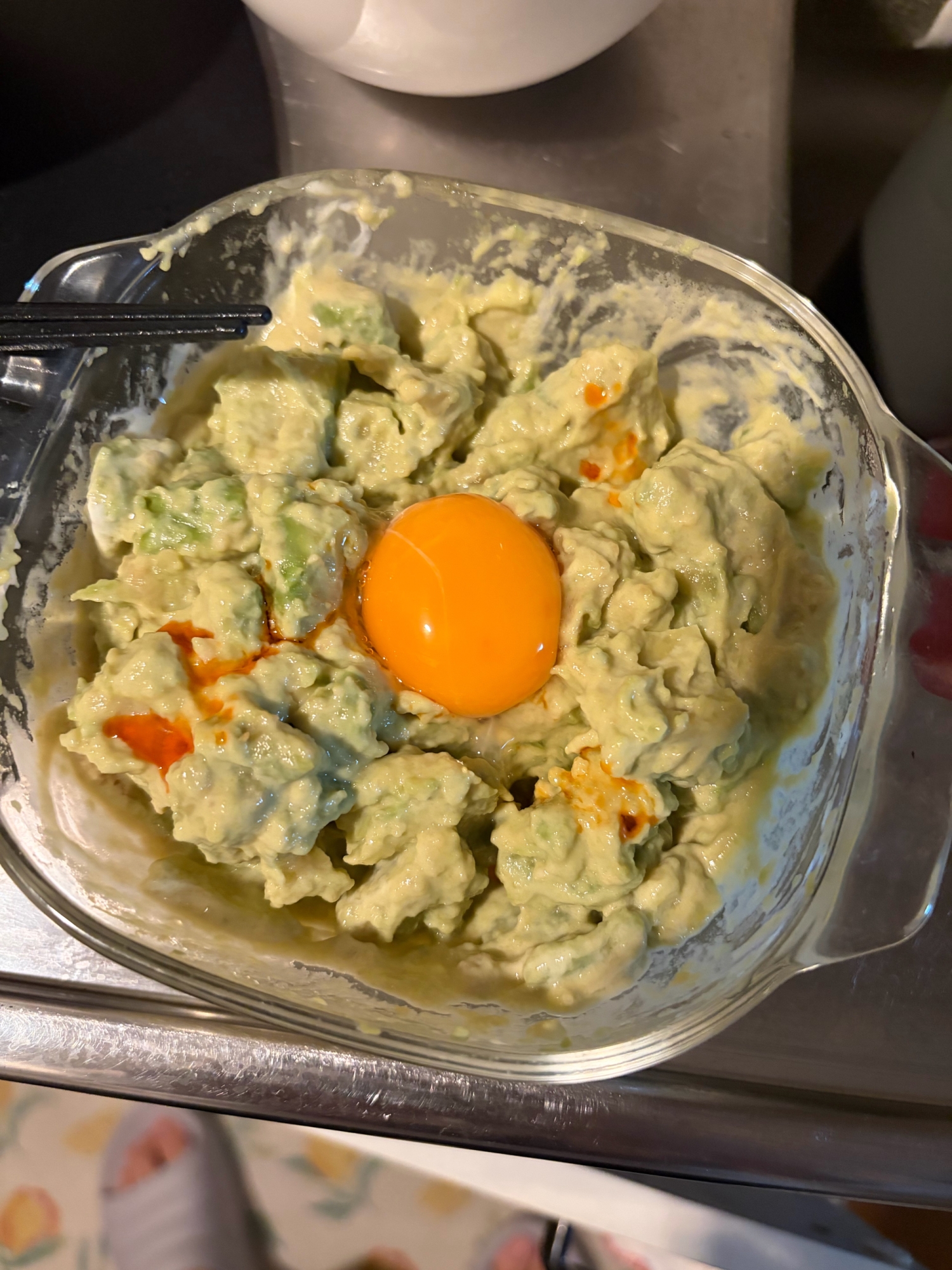 アボカドピリ辛サラダ