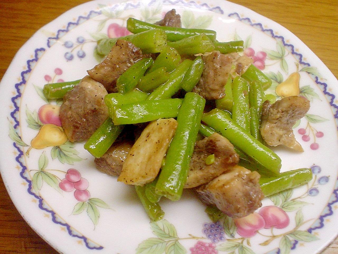 インゲンとカジキの炒め物