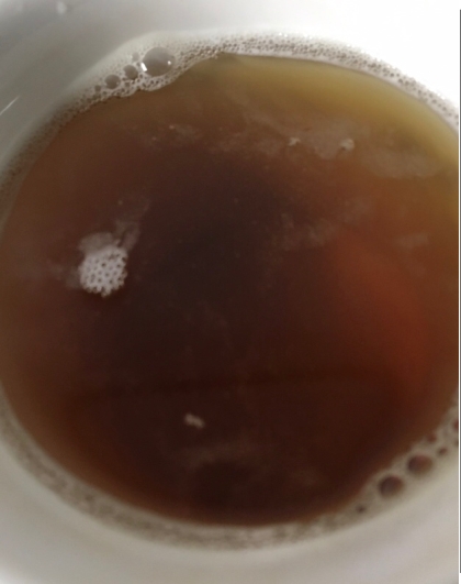 お砂糖をイチゴジャムに変えるだけでいつもの紅茶が豪華に変身してとっても美味しかったです♪ごちそうさまでした( ^ω^ )