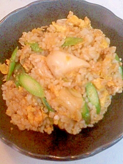 キムチとアスパラのチャーハン