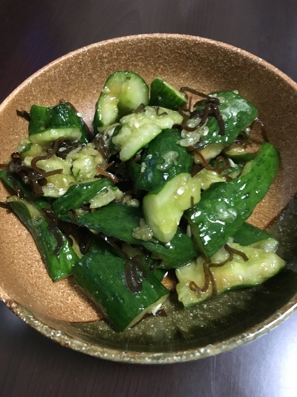 たたききゅうりの塩昆布和え レシピ 作り方 By あずみん112 楽天レシピ たたききゅうりの塩昆布和え レシピ 作り方 By あずみん112 楽天レシピ