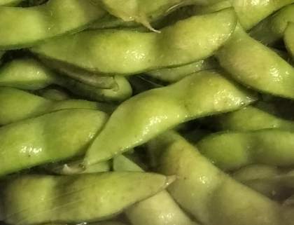 ふっくら。冷凍枝豆の塩茹で