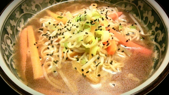 葉にんにく入りラーメン