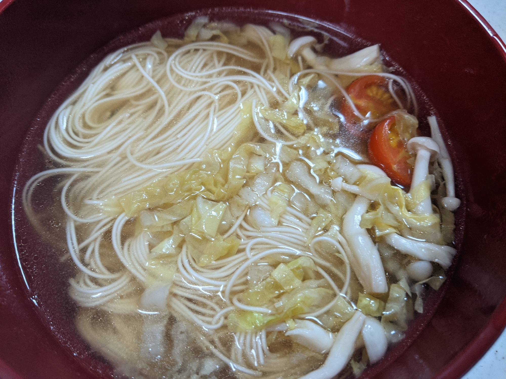 ブナピー白菜トマトの温そうめん