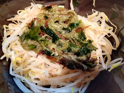 簡単☘️もやし&わかめのごま和え☘️