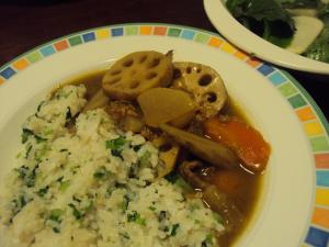 ごろごろ根菜のヘルシー和風カレー