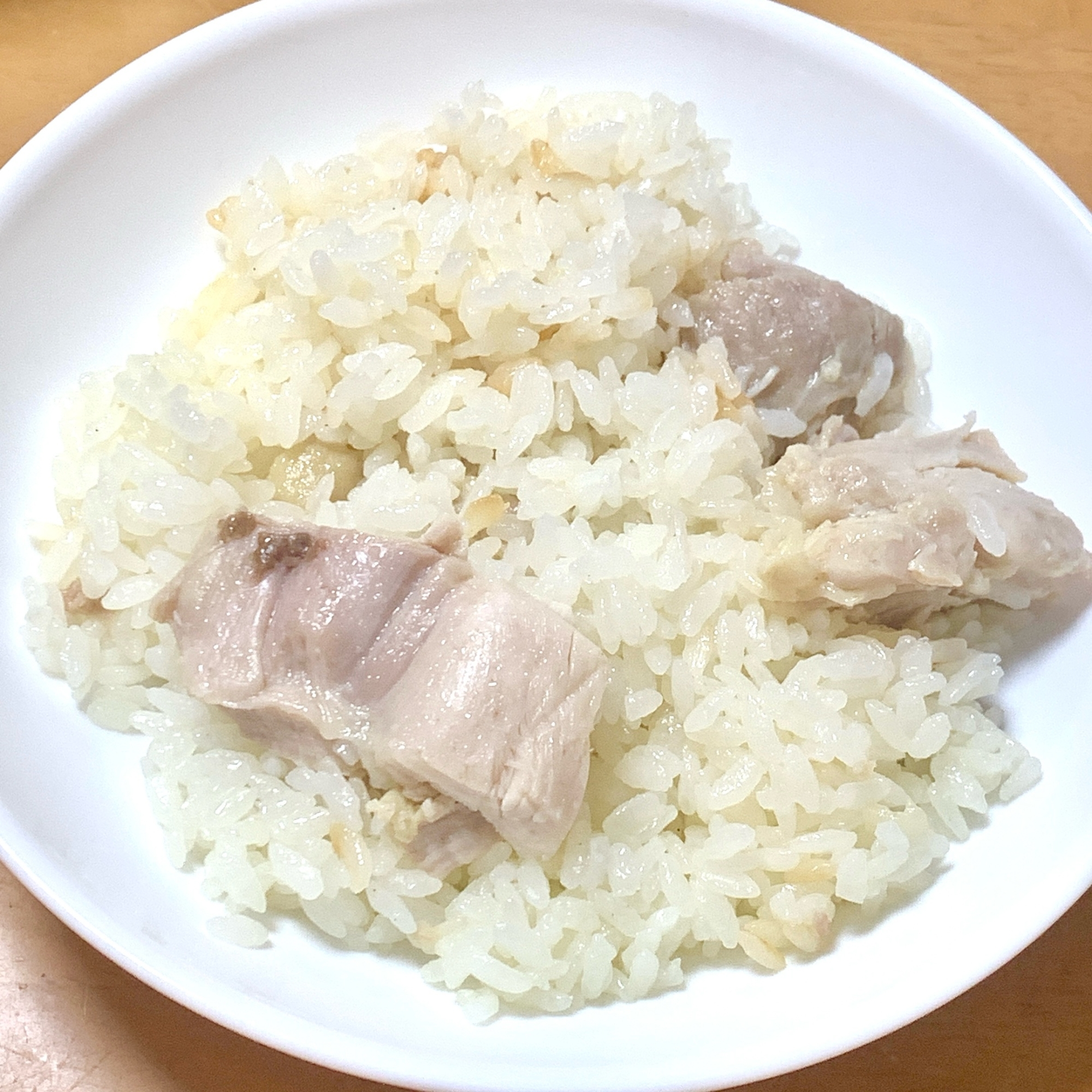 炊飯器に入れるだけシンガポールチキンライス風