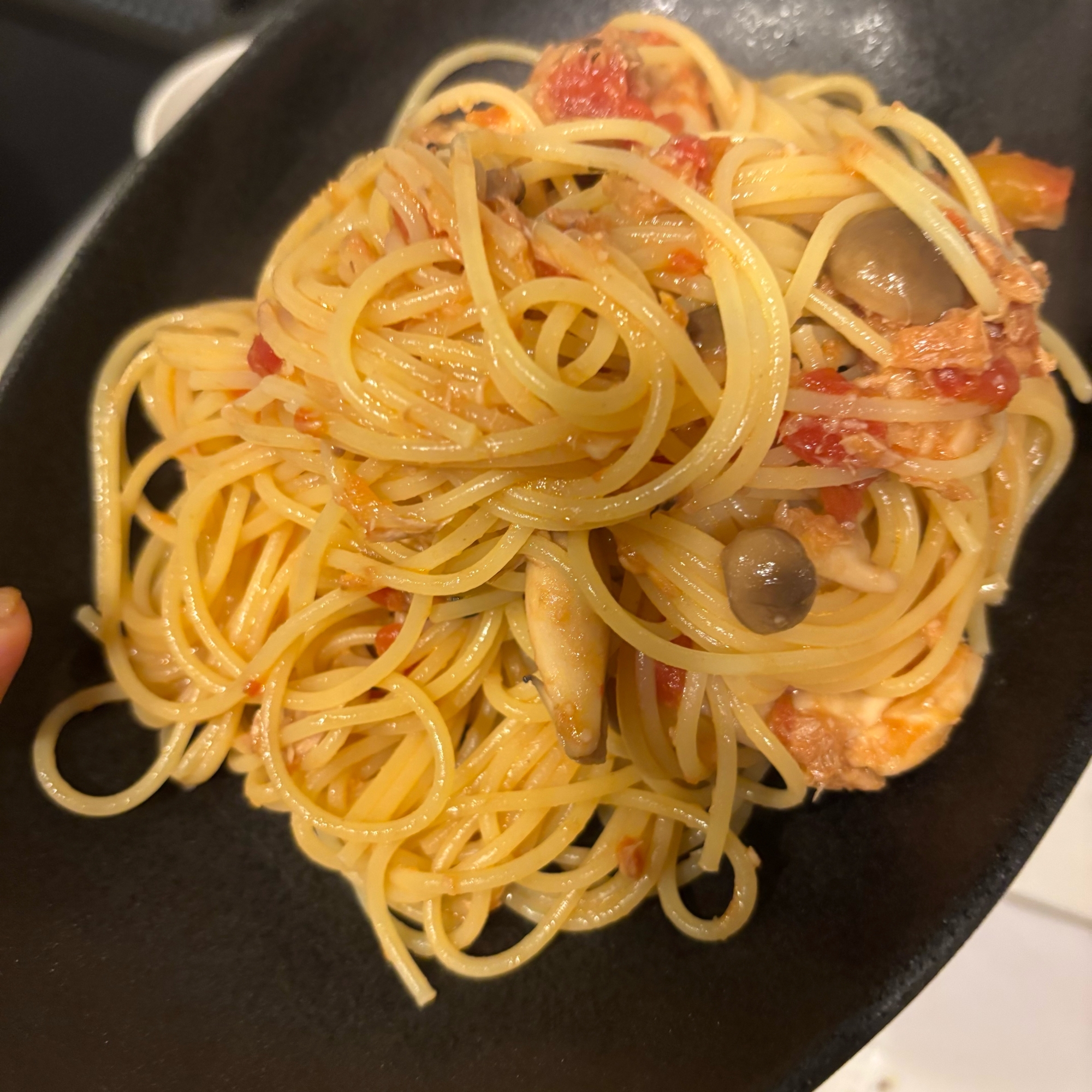 ツナとアンチョビのパスタ