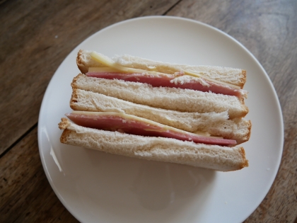 ★ハムチーズサンドイッチ★
